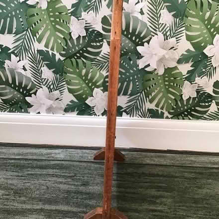 Photo of free Vintage Oak Fire Screen w Tapestry (CV22 Bilton) #1
