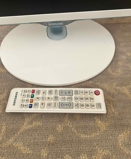 Photo of free 24inch Samsung TV (DA1) #2