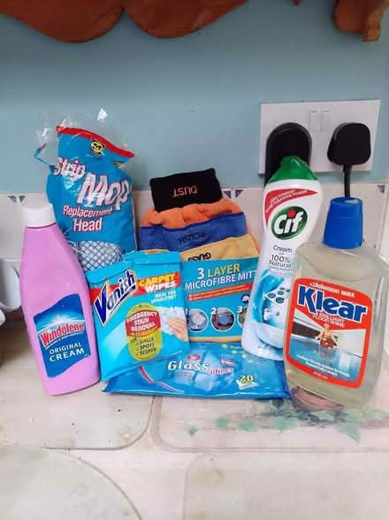Photo of free Cleaning stuff (Aylesbury Vale LU7) #1