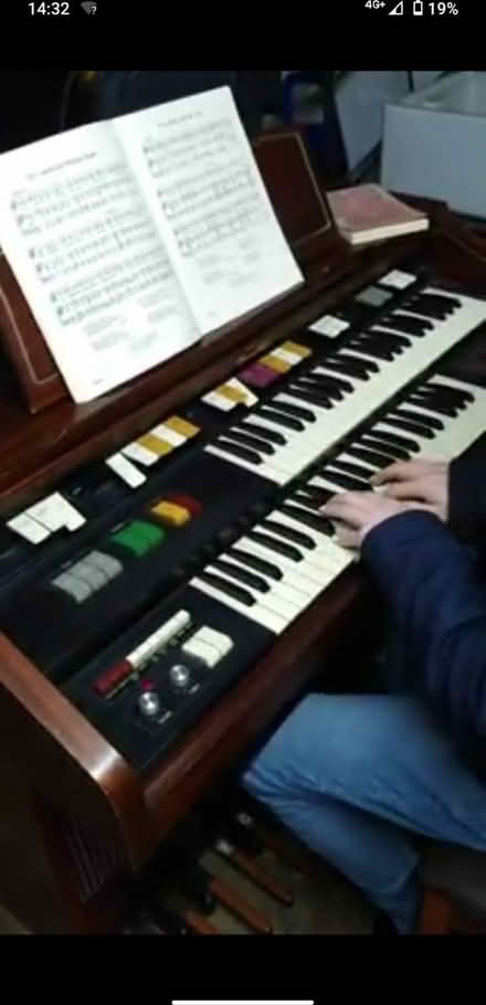 Photo of free Hammond organ. Old, heavy, but fully working. (Roundhay LS8) #1