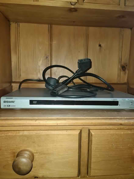 Photo of free DVD Player (Selsdon) #2
