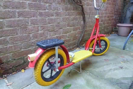 Photo of free Child's scooter (Berkhamsted HP4) #1