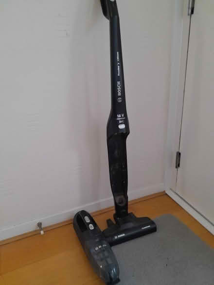 Photo of free Small upright vacuum cleaner (Oakbank PH1) #2
