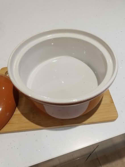 Photo of free Ceramic casserole dish with lid (Darley Hillside DE4) #2