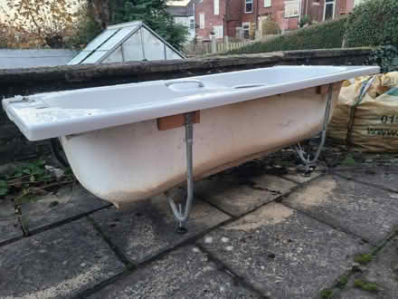 Photo of free Bath (Walkley S10) #1