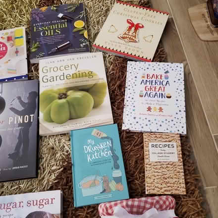 Photo of free Cook books (Orlando/Williamsburg) #3