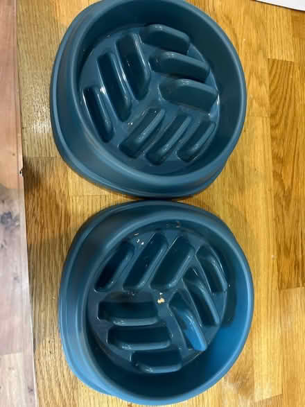 Photo of free 2x dog bowls (LS19 rawdon.) #1