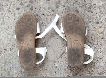 Photo of free girls sandals (Weeping Cross ST17) #1