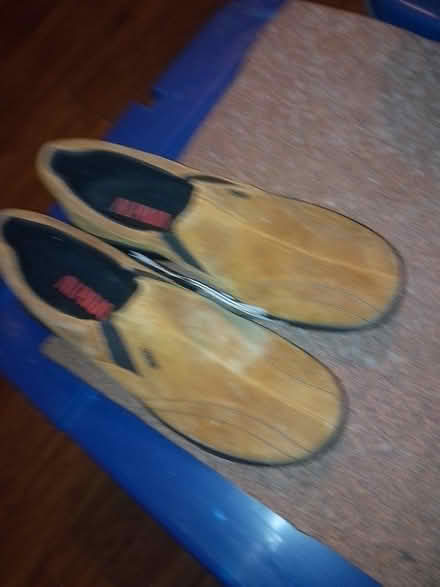 Photo of free Ladies shoes 39 (Garden City OX5) #1