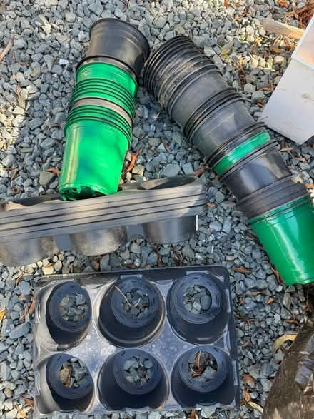 Photo of free Plastic planting pots (San Jose) #1