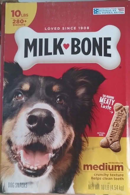 Photo of free Milk*Bone medium bones 10lb box (Montgomery/Bucks/DE county) #1