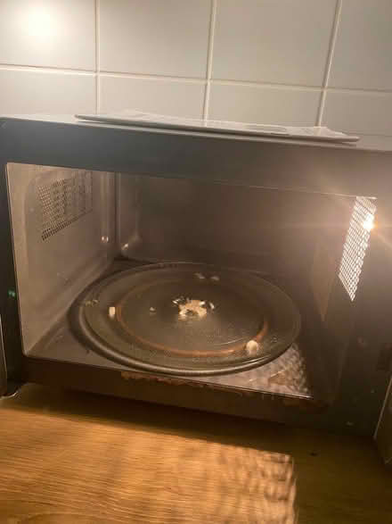 Photo of free Panasonic microwave with instructions manual (Tunbridge Wells S. TN2) #1