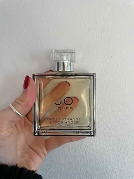 Photo of free full perfume bottle (Grove Park SE12) #1
