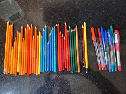 Photo of free Coloured Pencils & Pens (EN7 Cheshunt) #3