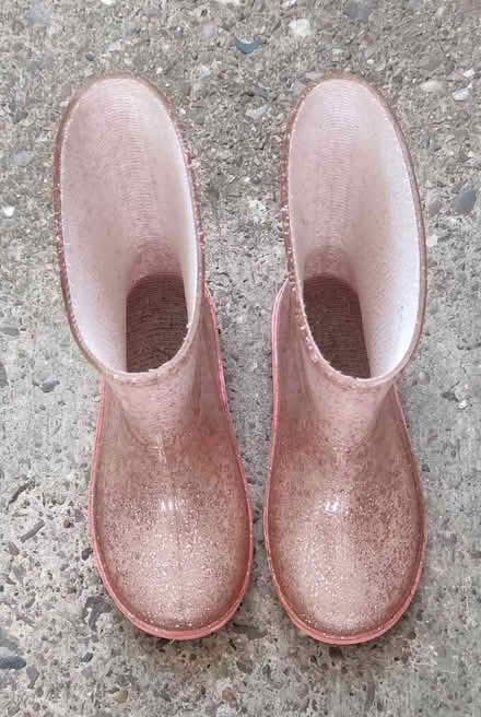 Photo of free girls wellington boots (Weeping Cross ST17) #3
