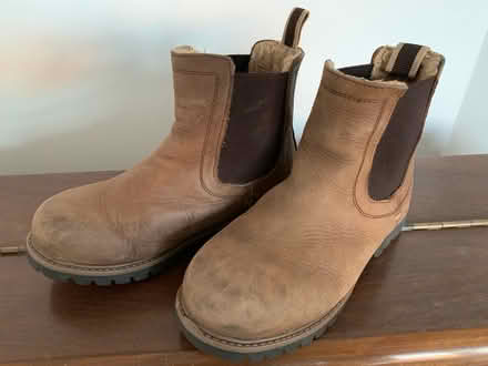 Photo of free NEXT leather kids boots (BS11) #3