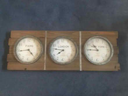 Photo of free Clock (Sankey Bridges WA5) #1