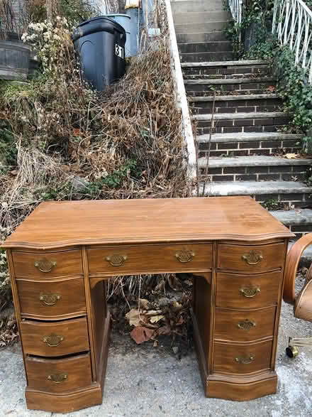 Photo of free Pretty writing desk (New Brighton, Staten Island) #1