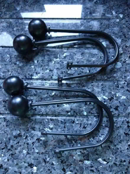 Photo of free Metal curtain ties (Tring HP23) #1