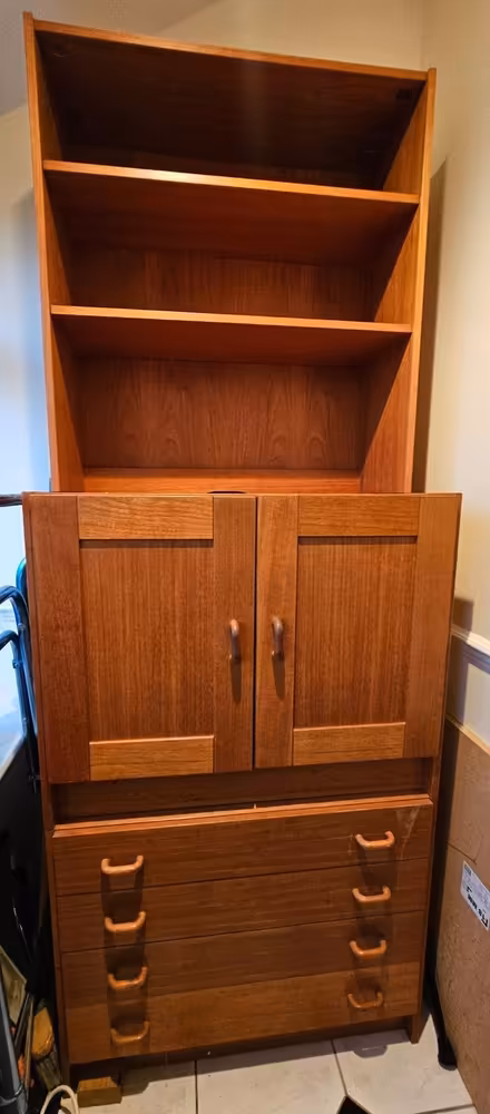Photo of free Cupboard/drawers (Newport Pagnell MK16) #1