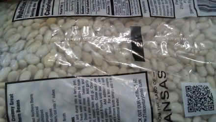 Photo of free bags of beans (Eubank and Lomas NE) #1