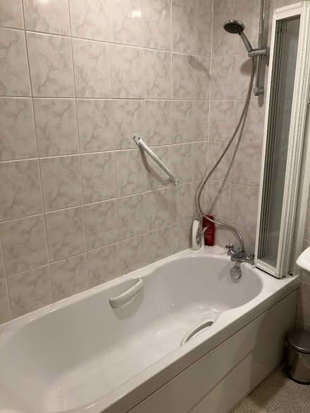 Photo of free Bath (Beaconsfield HP9) #1