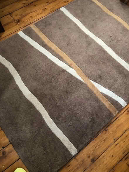 Photo of free Brown wool rug, 6 x 4 (Heaton Mersey SK4) #2