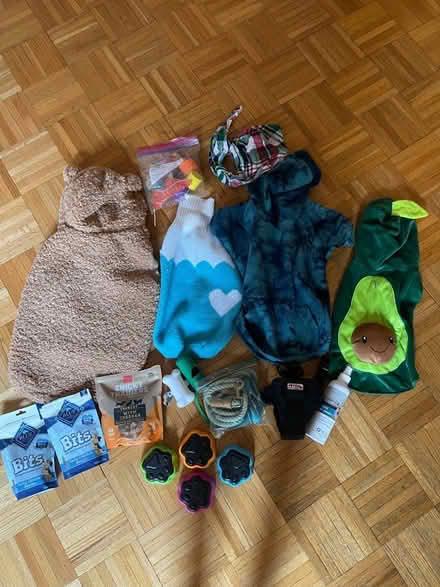 Photo of free Misc. Dog Supplies (Midtown East)