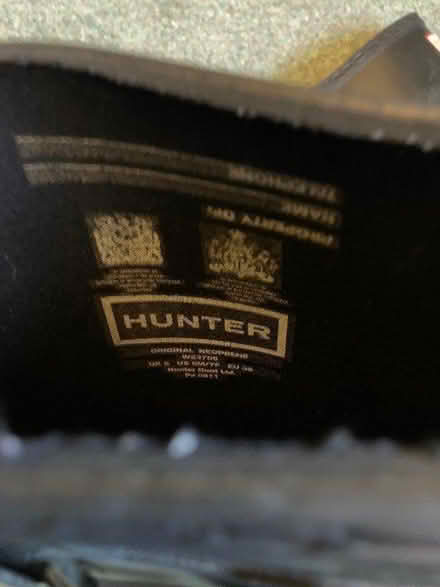 Photo of free Hunter size 5 neoprene Iined split (Eltham SE9) #4