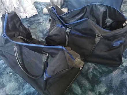 Photo of free 2 Next holdles (DA7) #2