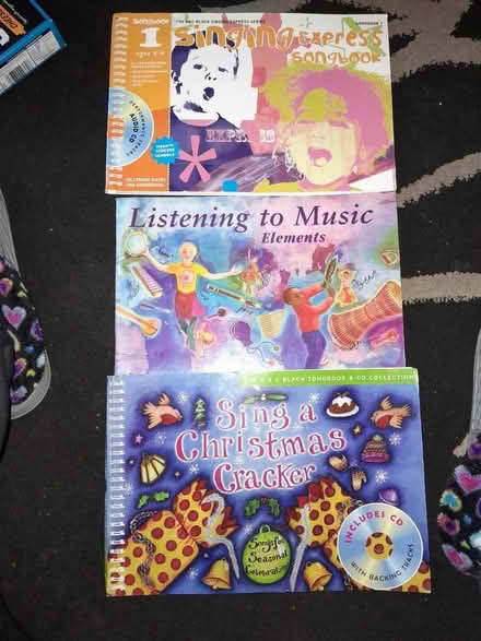 Photo of free Kids song and music books (Alexandra Park M14) #1