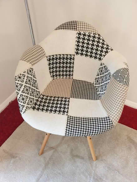 Photo of free Chair (Kenley) #1