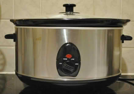 Photo of free 4.5 litre Slow Cooker (Llandrindod LD1) #1