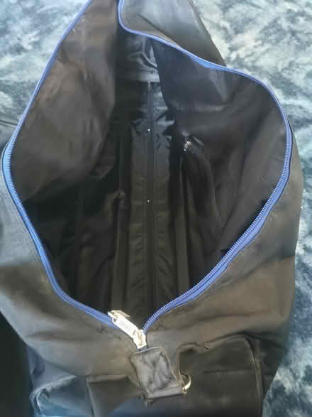 Photo of free 2 Next holdles (DA7) #1