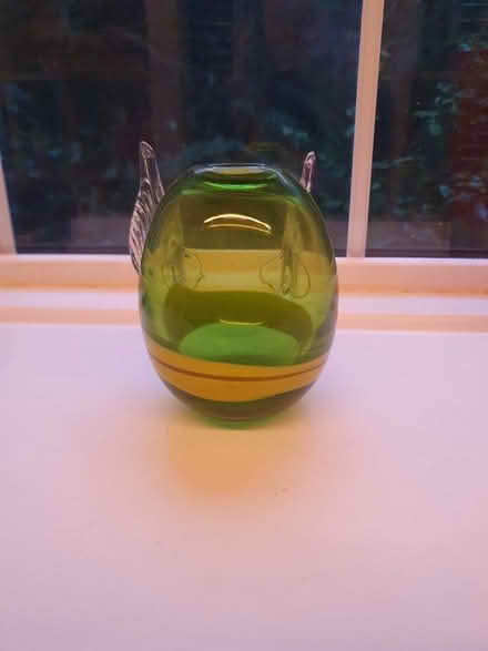 Photo of free Green glass vase (Ballsbridge) #1