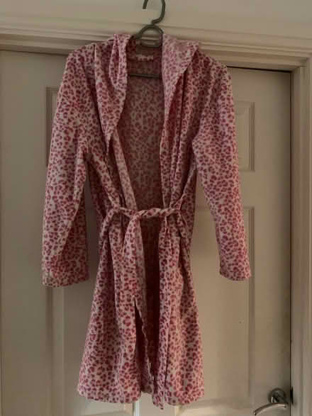 Photo of free Dressing gown with hood (Hull HU9) #1