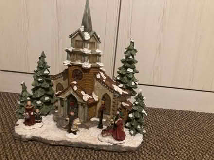 Photo of free Christmas decoration village scene (Broomhill G11) #1