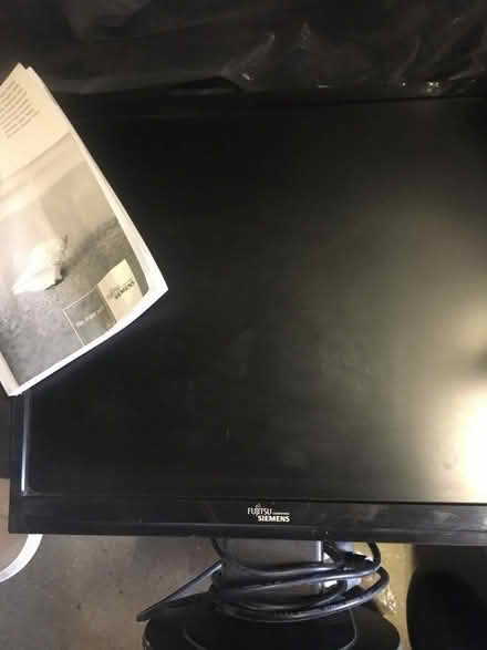 Photo of free Fujitsu Siemens 19” monitor (Uxbridge UB10) #1