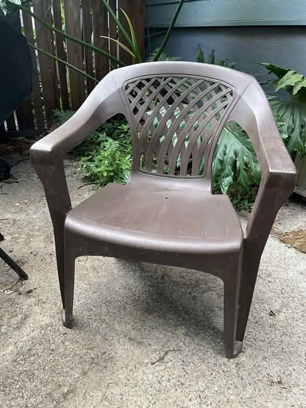Photo of free plastic outdoor chairs (North Oakland/Emeryville) #1
