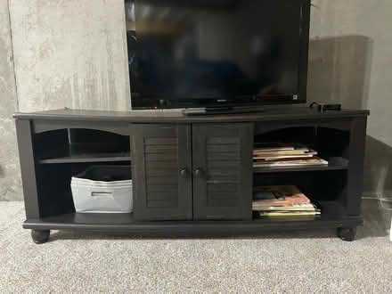 Photo of free Brown wood bookshelf (Reserve at Medina, Medina) #4
