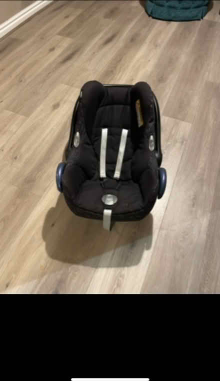 Photo of free Silver Cross Travel System (L19 Allerton) #3