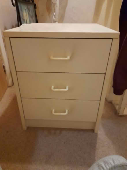 Photo of free Single white bedside 3 drawer unit (S26 sheffield) #3