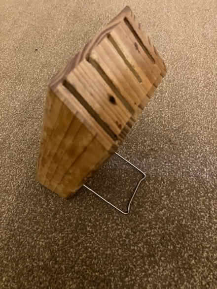 Photo of free kitchen knives in block (Henleaze BS9) #1