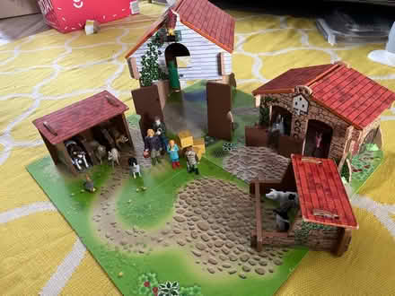 Photo of free Animal farm set (Attenborough NG9) #1