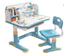 Photo of child desk (W4) #1