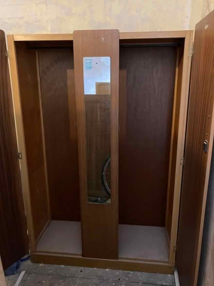 Photo of free 50's-era double wardrobe (New Brighton) #2
