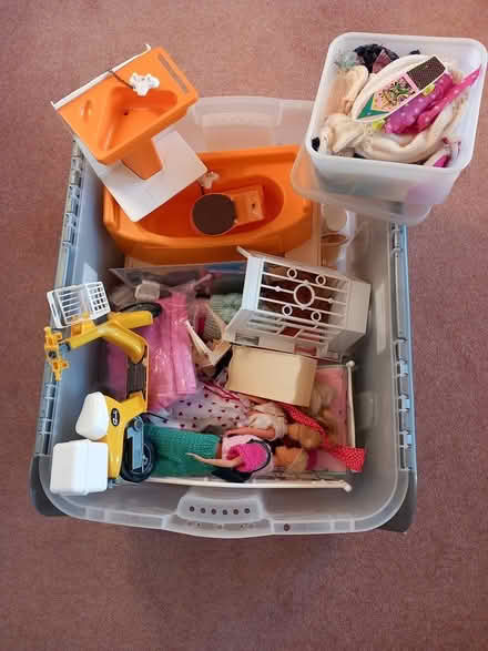 Photo of free Sindy house and accessories (Kilmington) #2