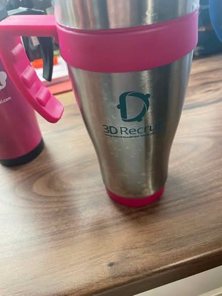 Photo of free 2 travel mugs (Hastings TN34) #2