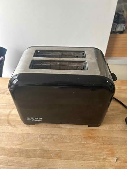 Photo of free Russell Hobbs toaster (Putney Hill SW15) #2