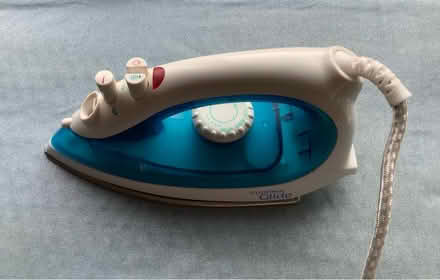 Photo of free Steam iron (Streatham Hill, SW2,) #1
